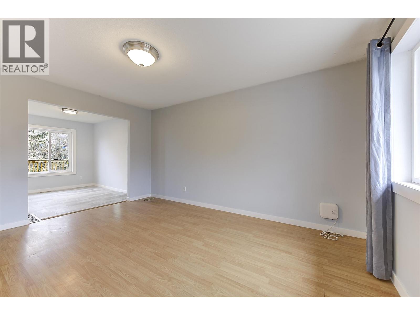 2732 Riffington Place, West Kelowna