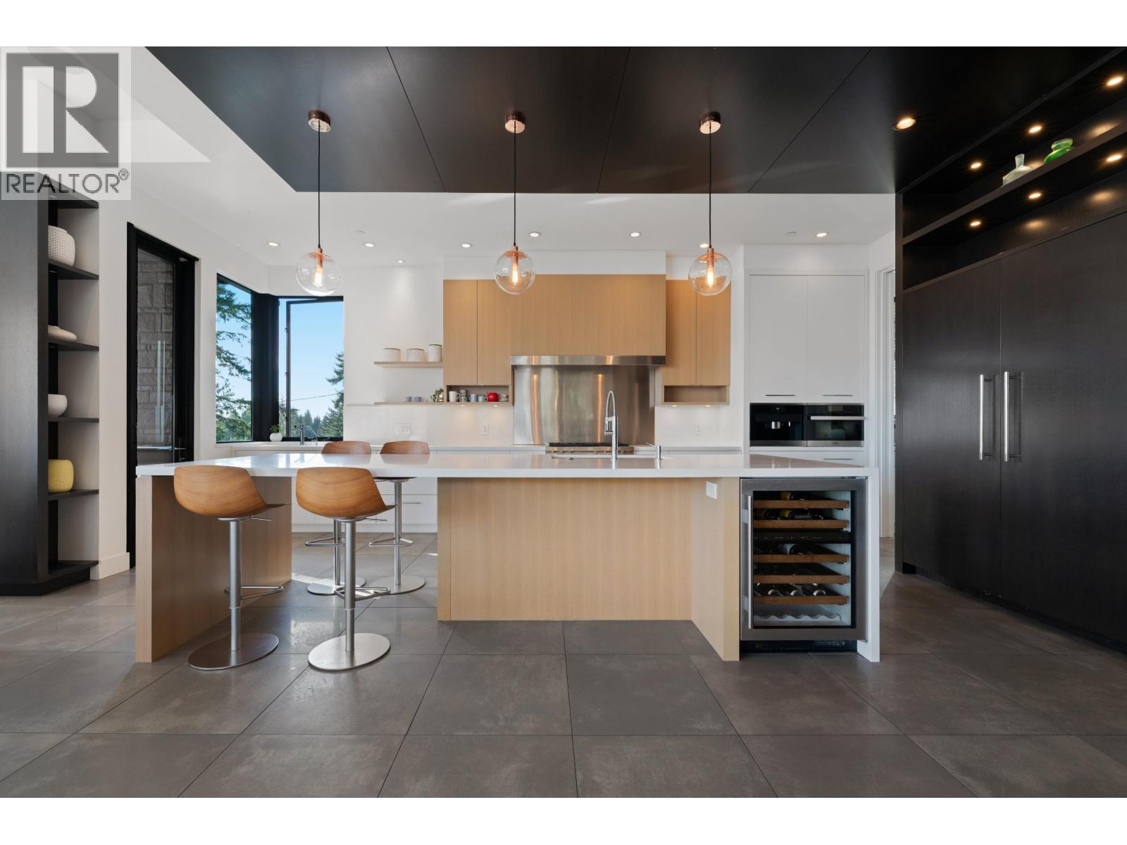 4799 CLOVELLY WALK, West Vancouver
