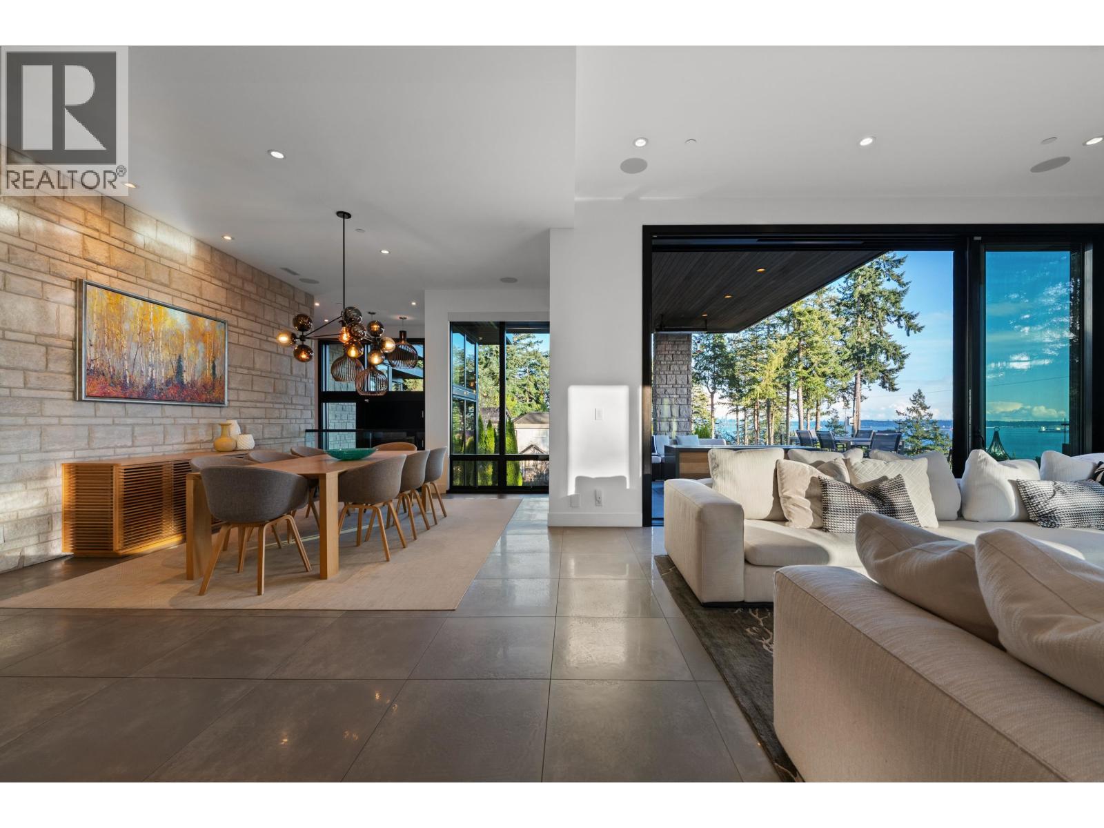 4799 CLOVELLY WALK, West Vancouver
