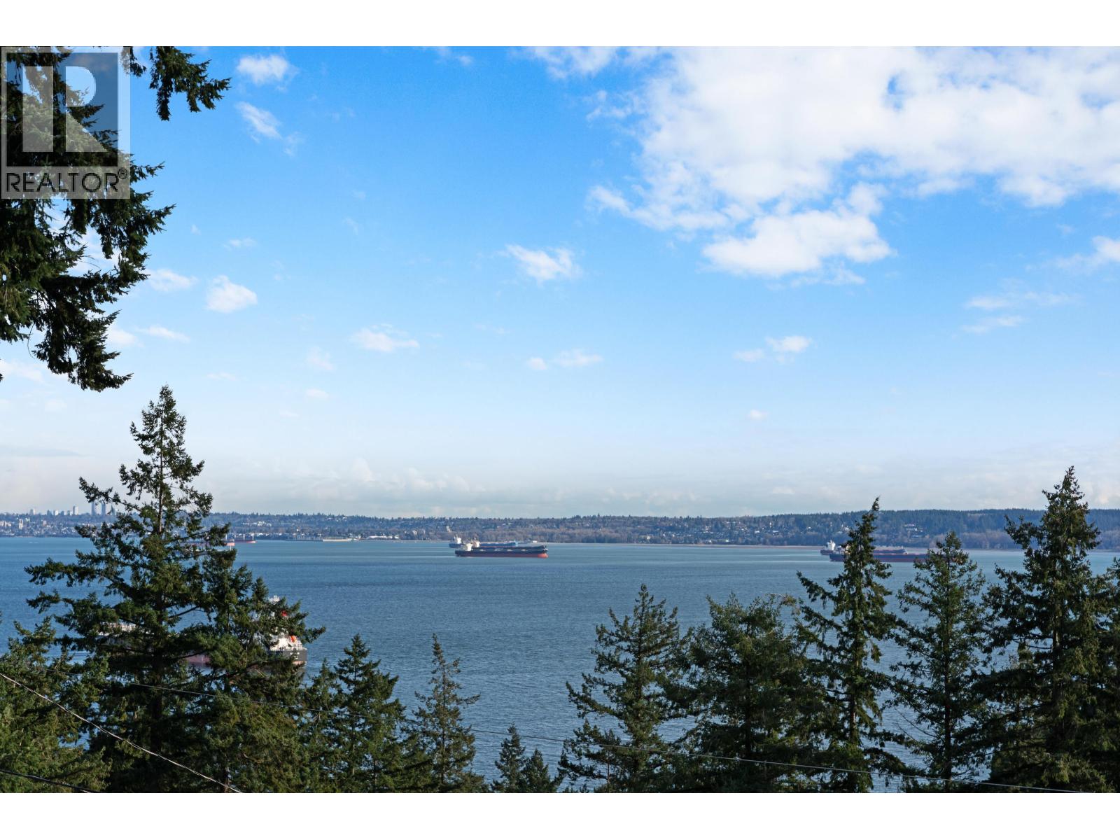 4799 CLOVELLY WALK, West Vancouver
