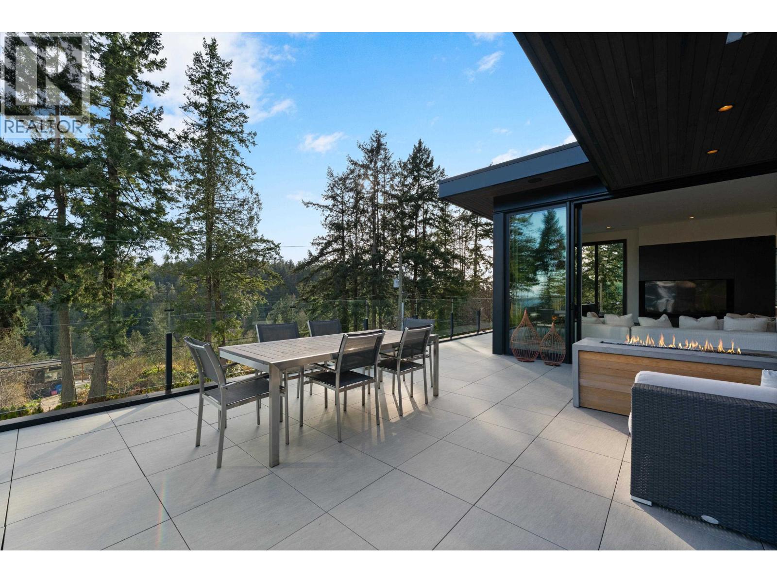 4799 CLOVELLY WALK, West Vancouver