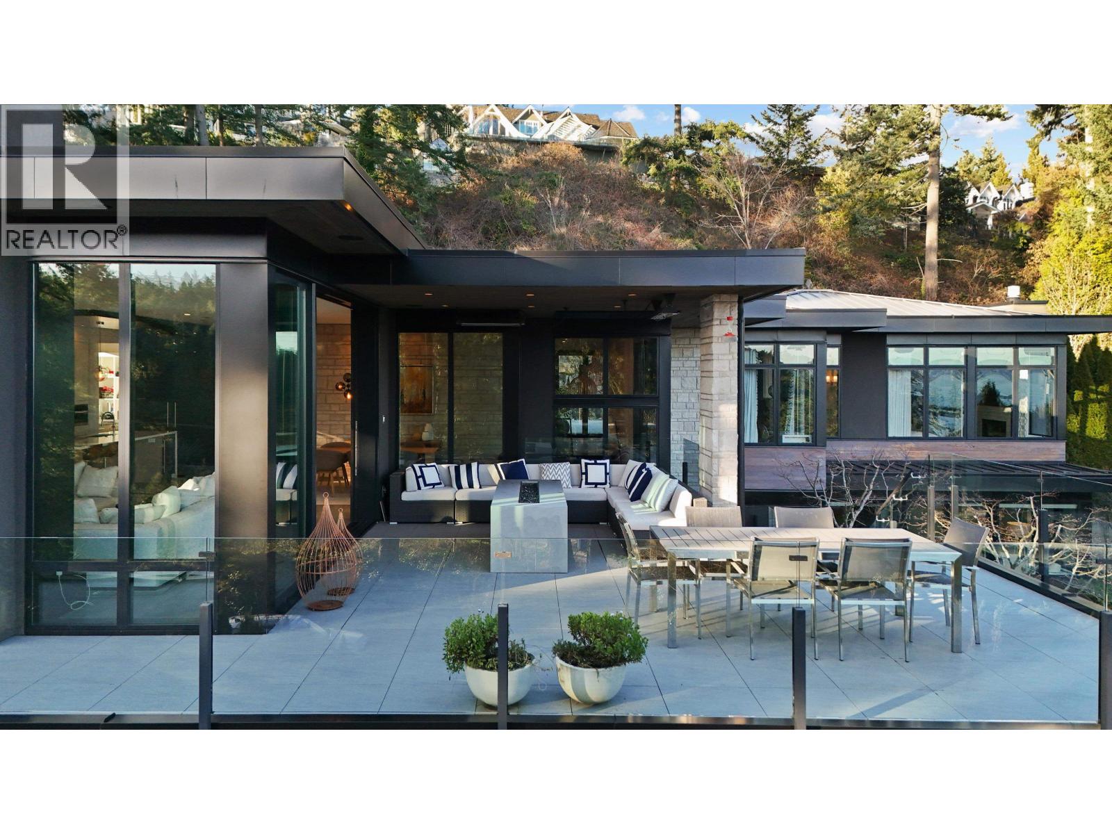 4799 CLOVELLY WALK, West Vancouver