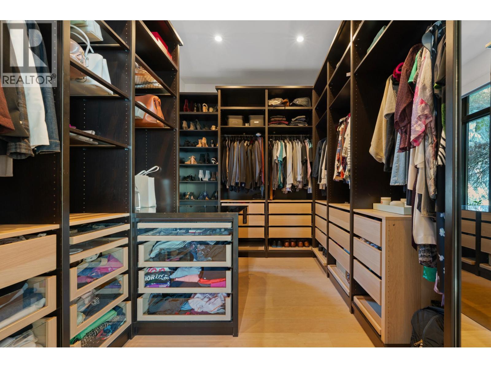 4799 CLOVELLY WALK, West Vancouver
