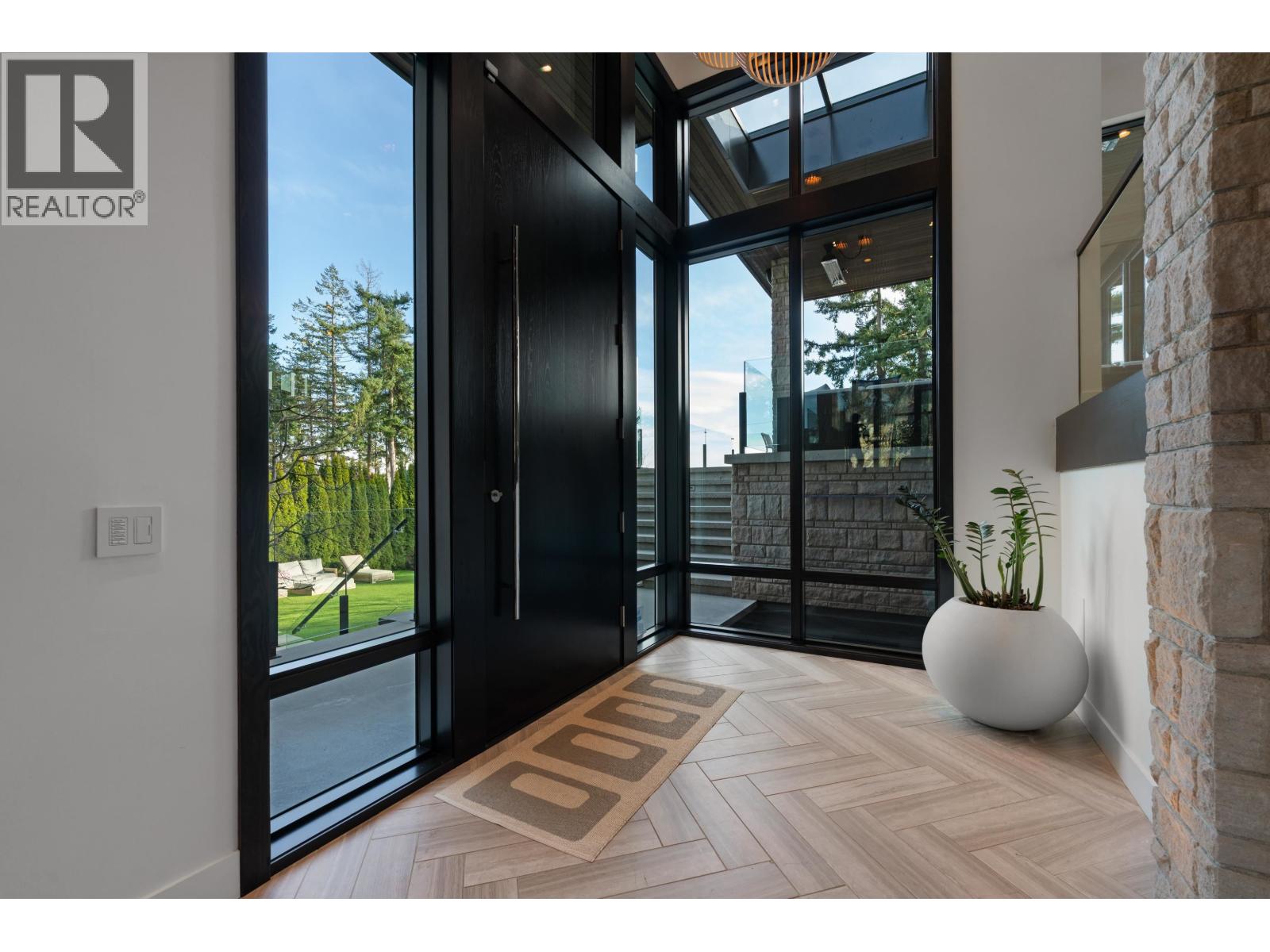 4799 CLOVELLY WALK, West Vancouver
