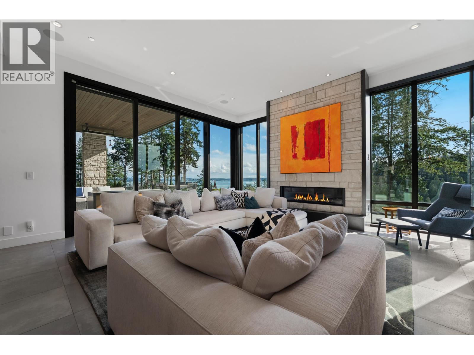4799 CLOVELLY WALK, West Vancouver