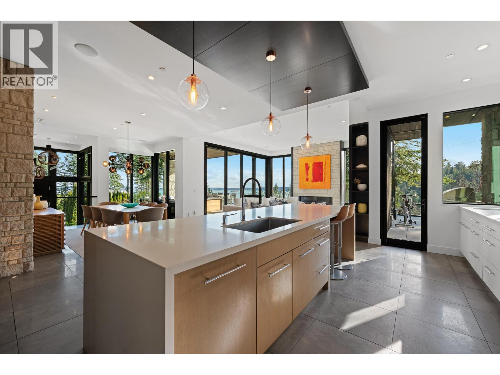 4799 CLOVELLY WALK, West Vancouver