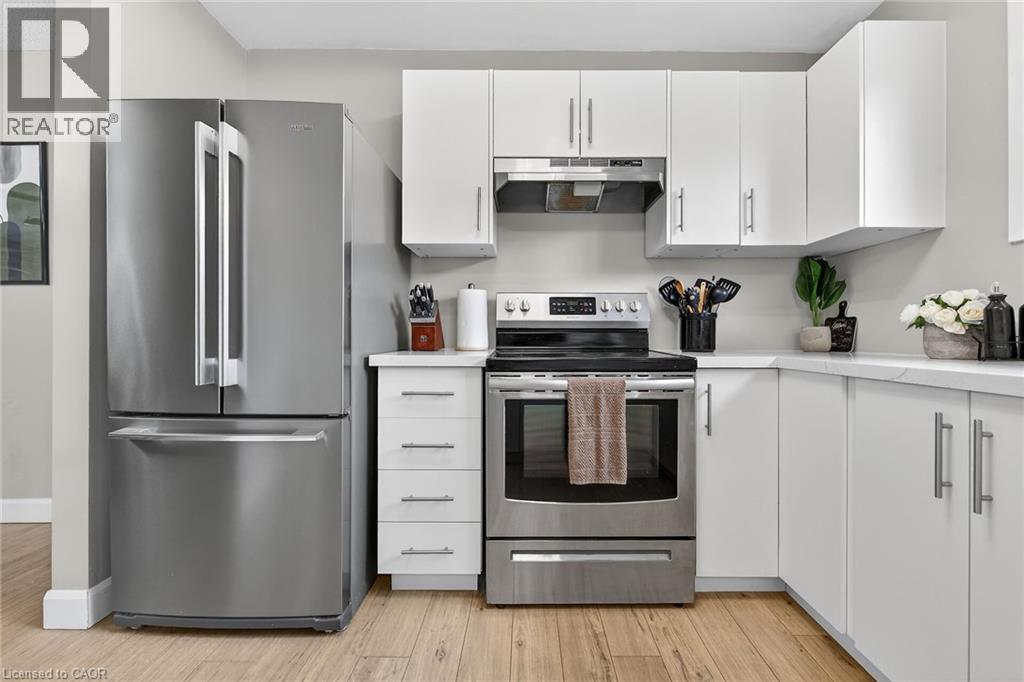 23 ROSEDALE COURT - 14