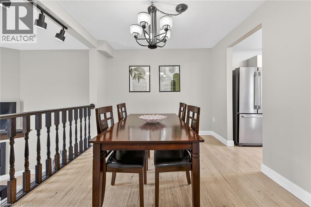 23 ROSEDALE COURT - 8