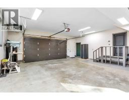 2210b Township Road 392, Rural Lacombe County, AB T4E2W7 Photo 39