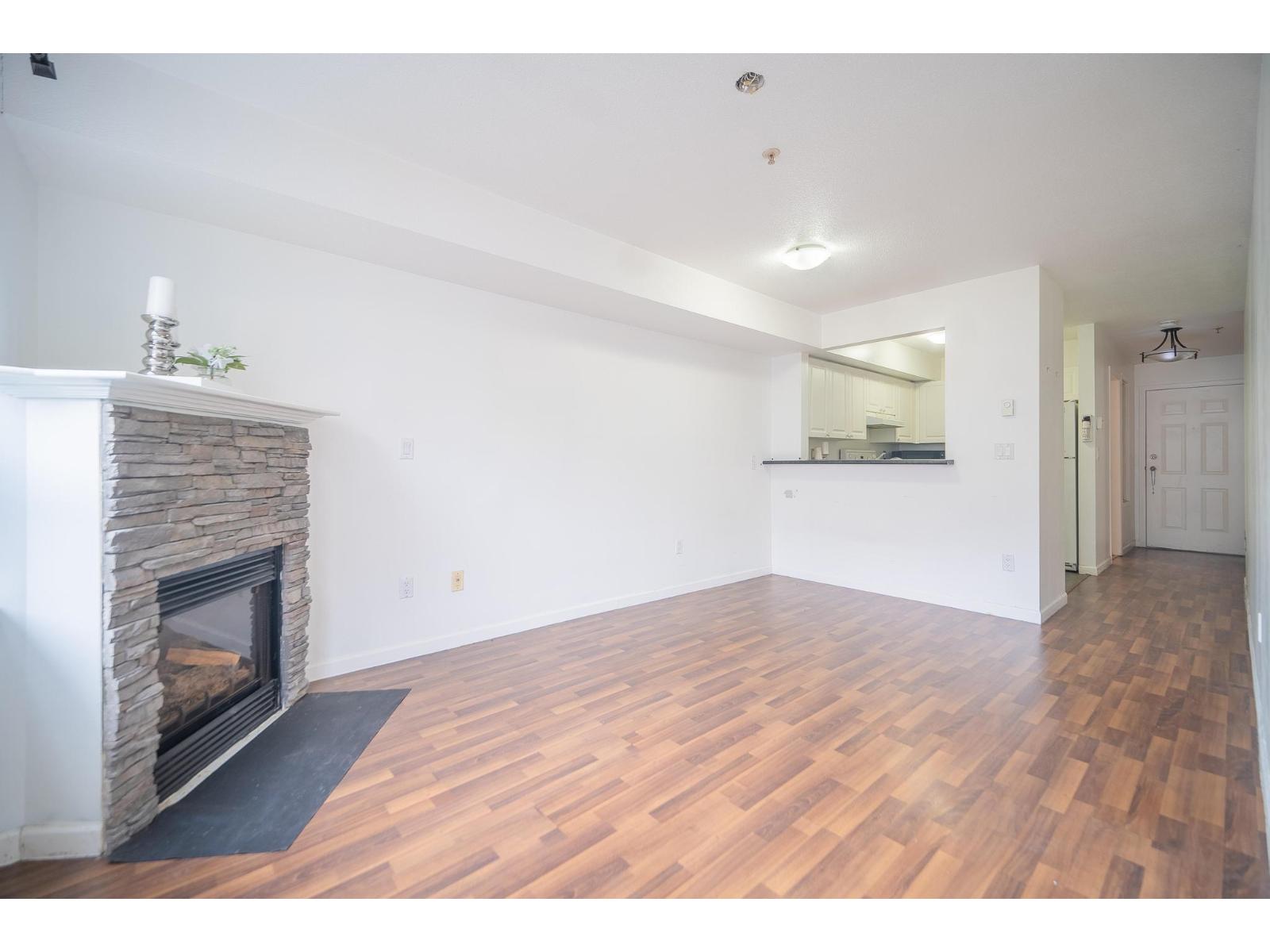 111 14355 103 AVENUE, Surrey