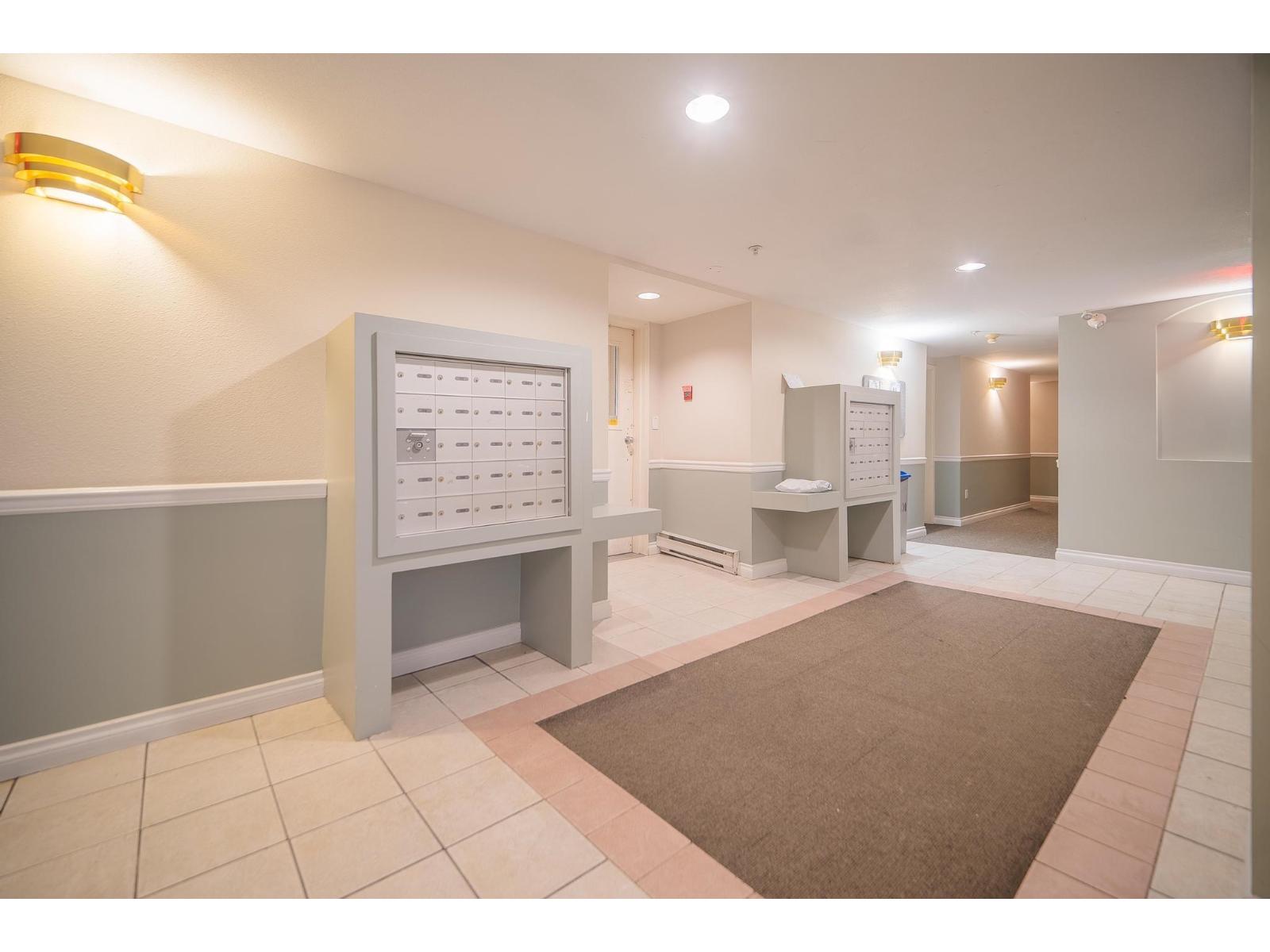 111 14355 103 AVENUE, Surrey