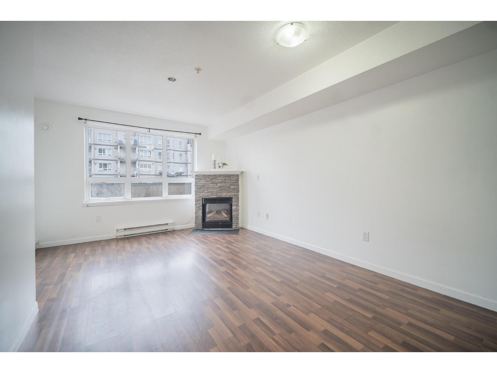 111 14355 103 AVENUE, Surrey