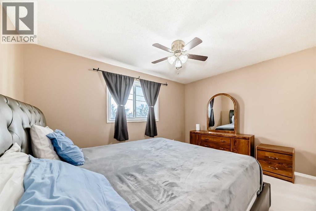 Single Family House 3 Level for Sale in  Falshire Terrace NE Falconridge Calgary 