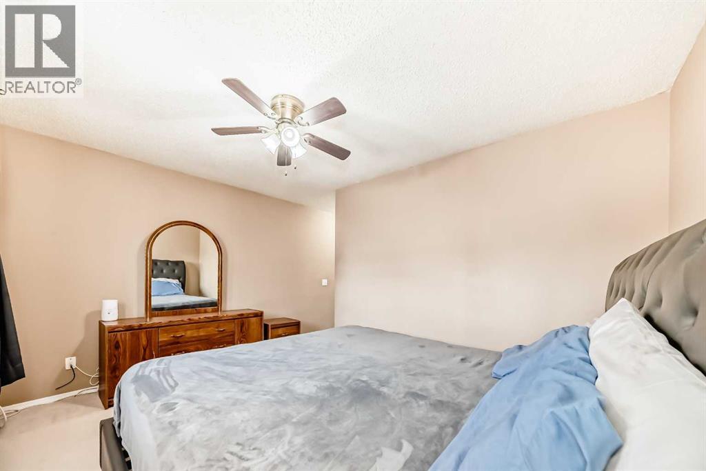 Single Family House 3 Level for Sale in  Falshire Terrace NE Falconridge Calgary 