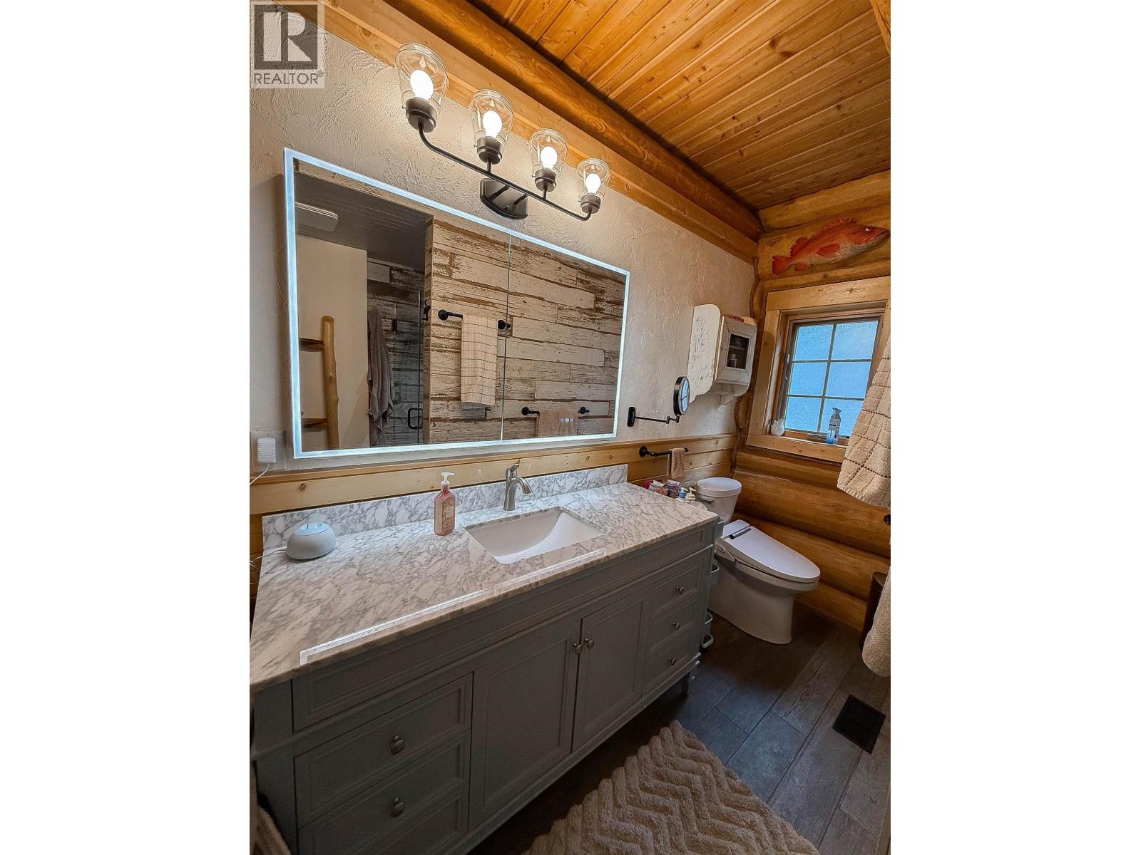 5360 KALLUM DRIVE - 18