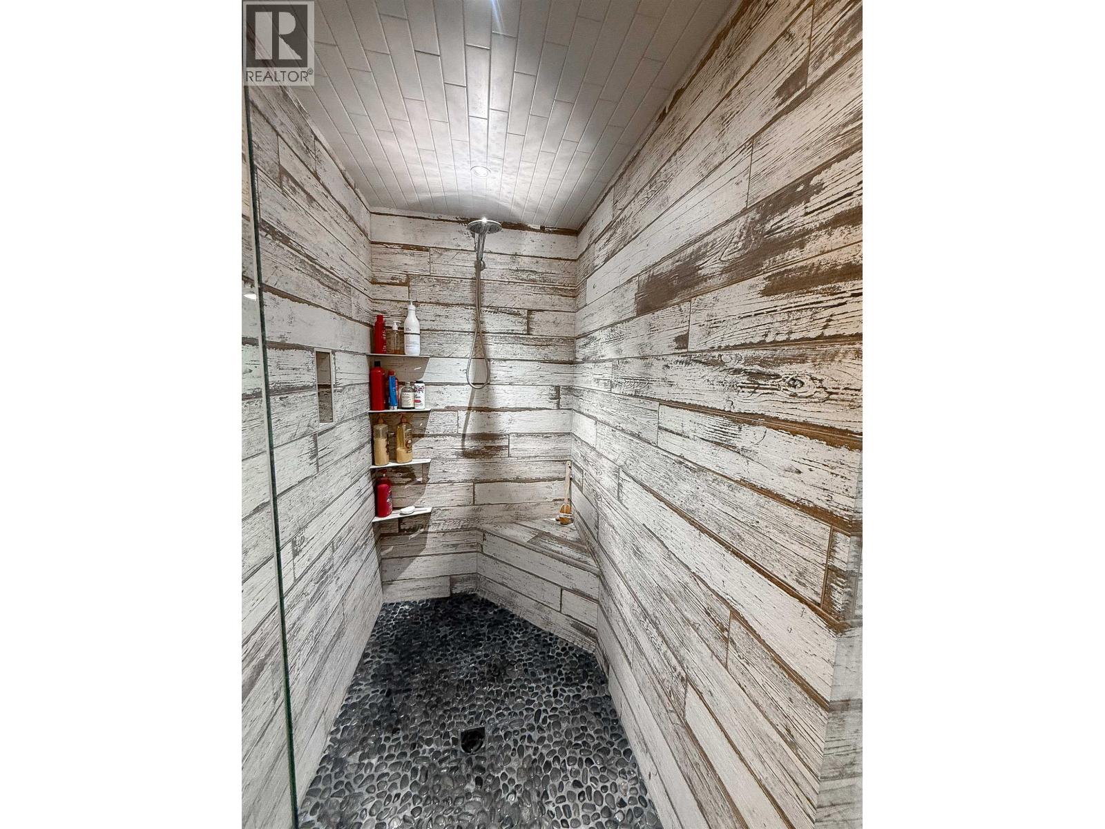 5360 KALLUM DRIVE - 19