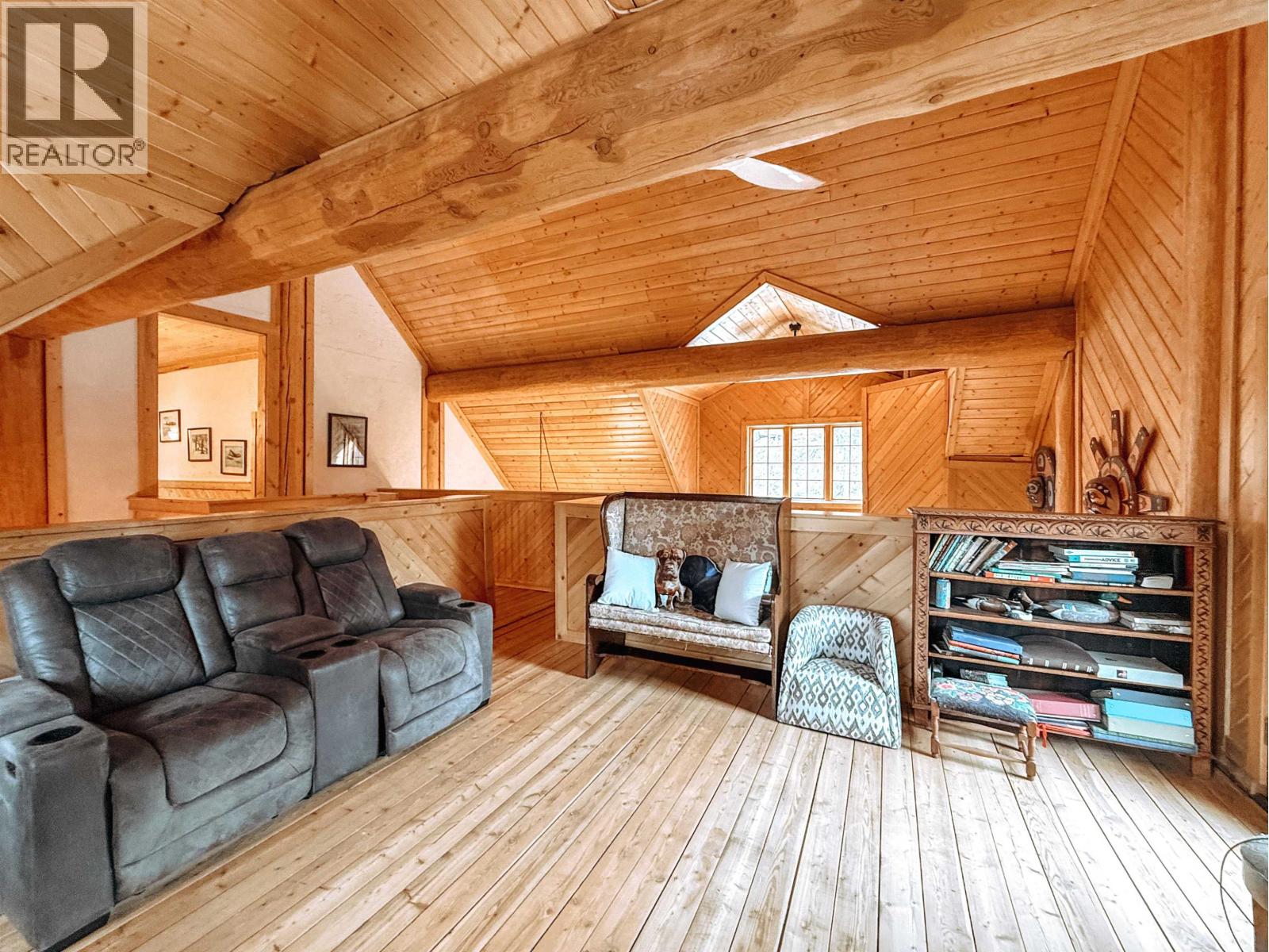 5360 KALLUM DRIVE - 25