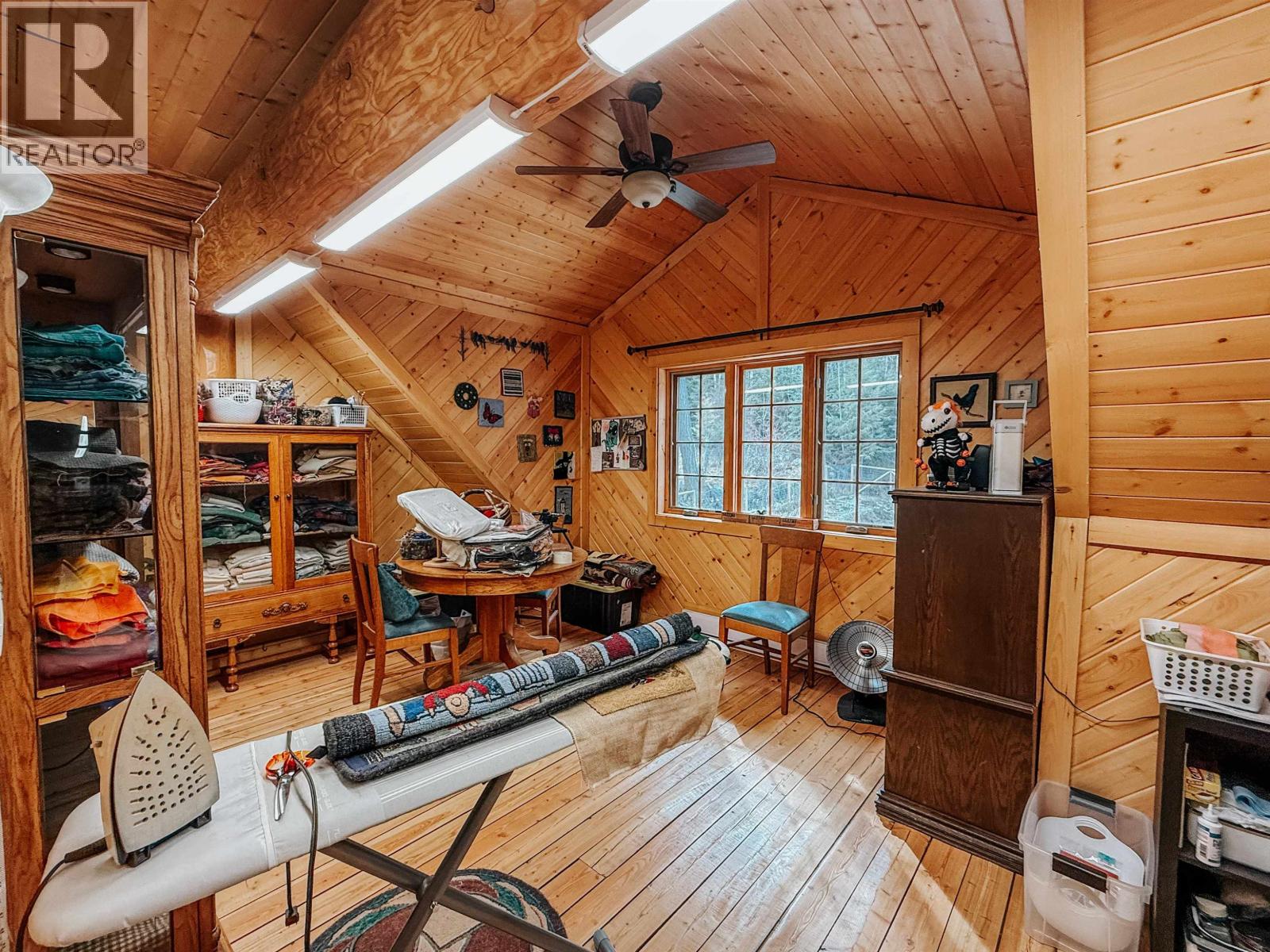 5360 KALLUM DRIVE - 28