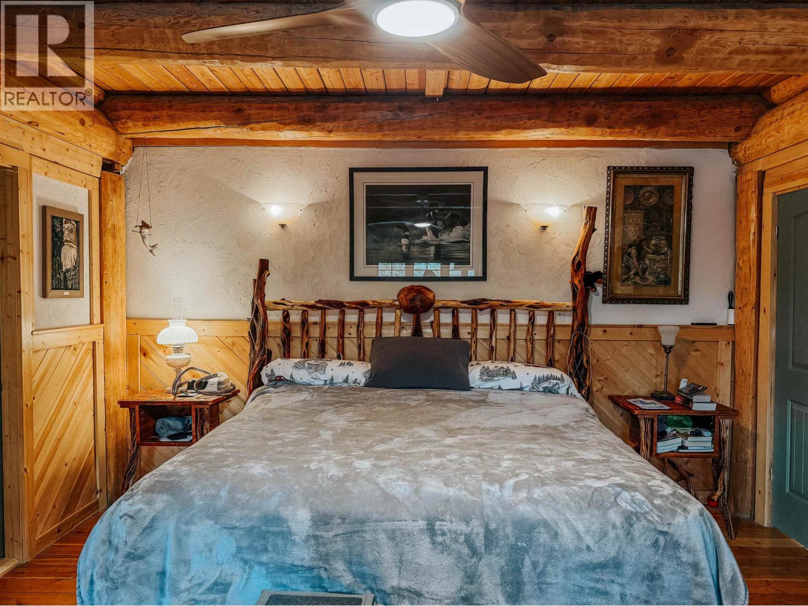 5360 KALLUM DRIVE - 16