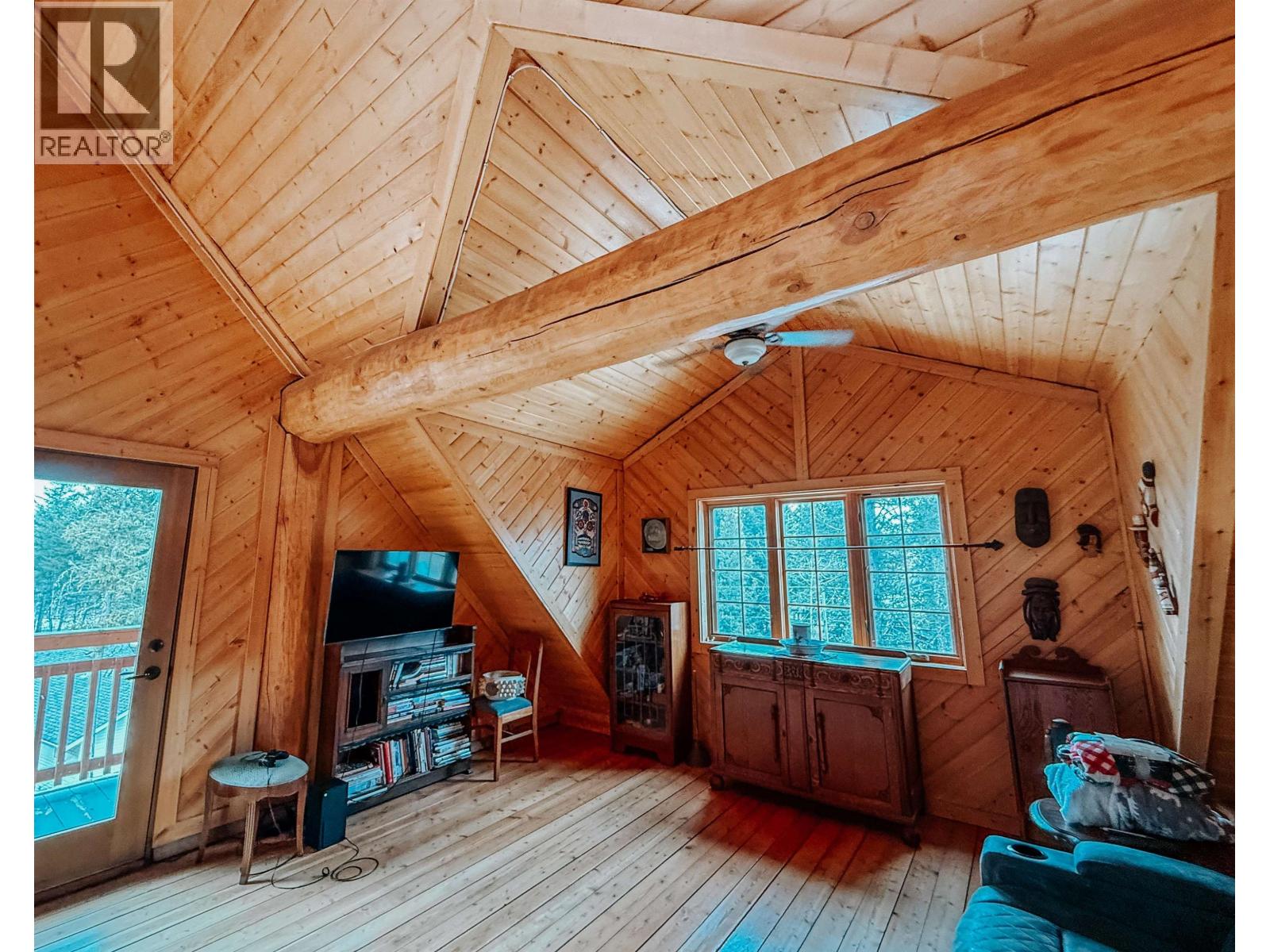 5360 KALLUM DRIVE - 24