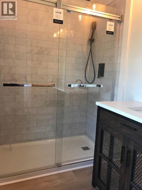 1075 SIX MILE CREEK ROAD - 94