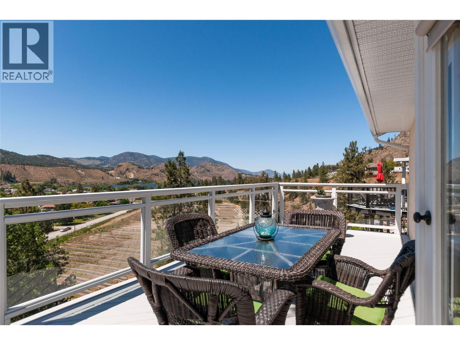1214 Peachcliff Drive, Okanagan Falls