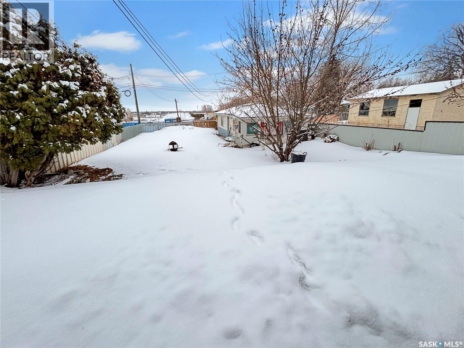 1623 19th STREET W - Image 2