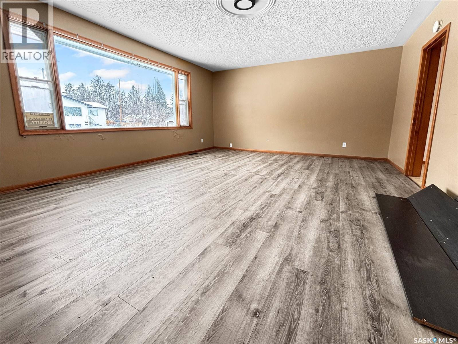 1623 19th STREET W - Image 3