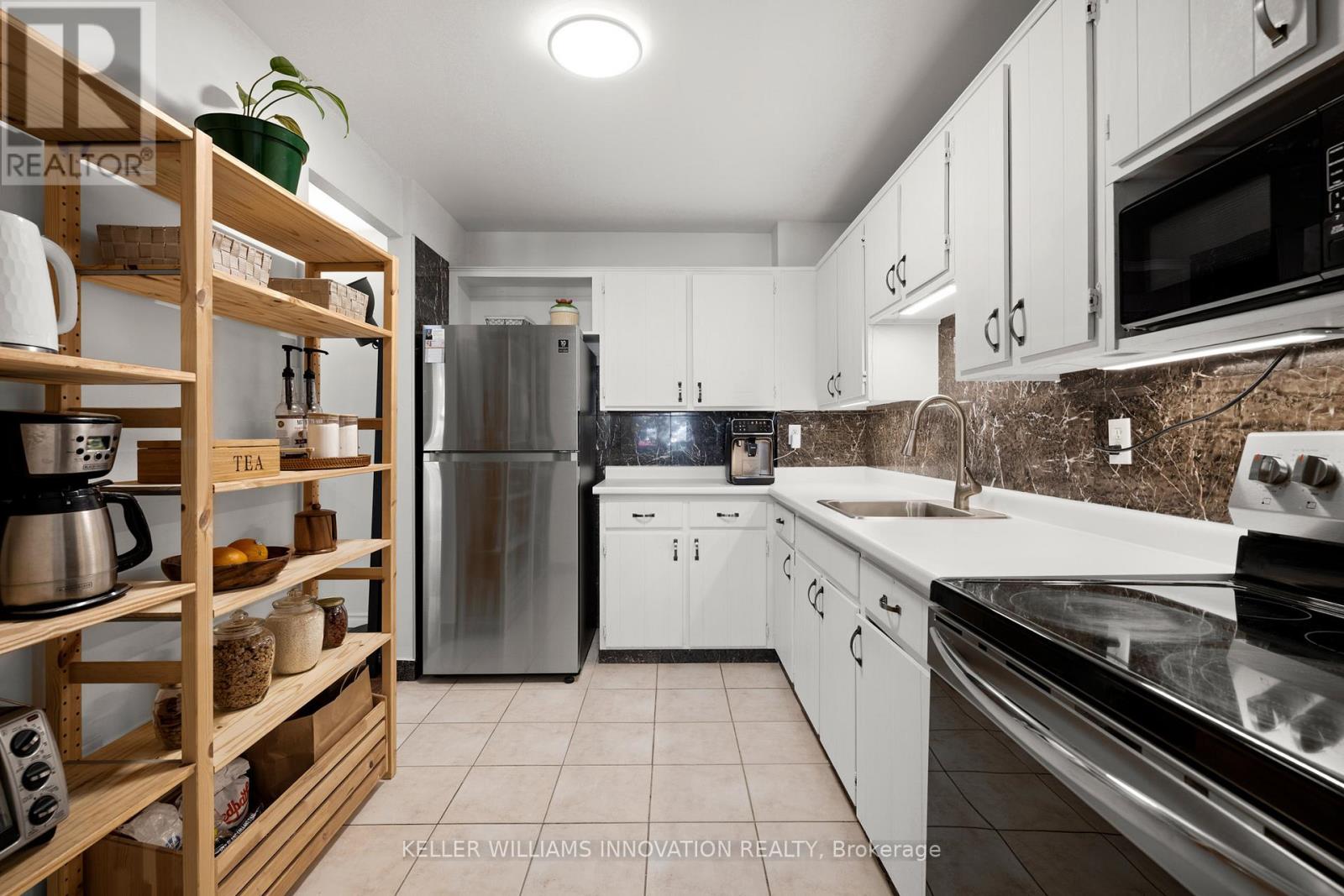#203 279 CHANDLER DRIVE - 12