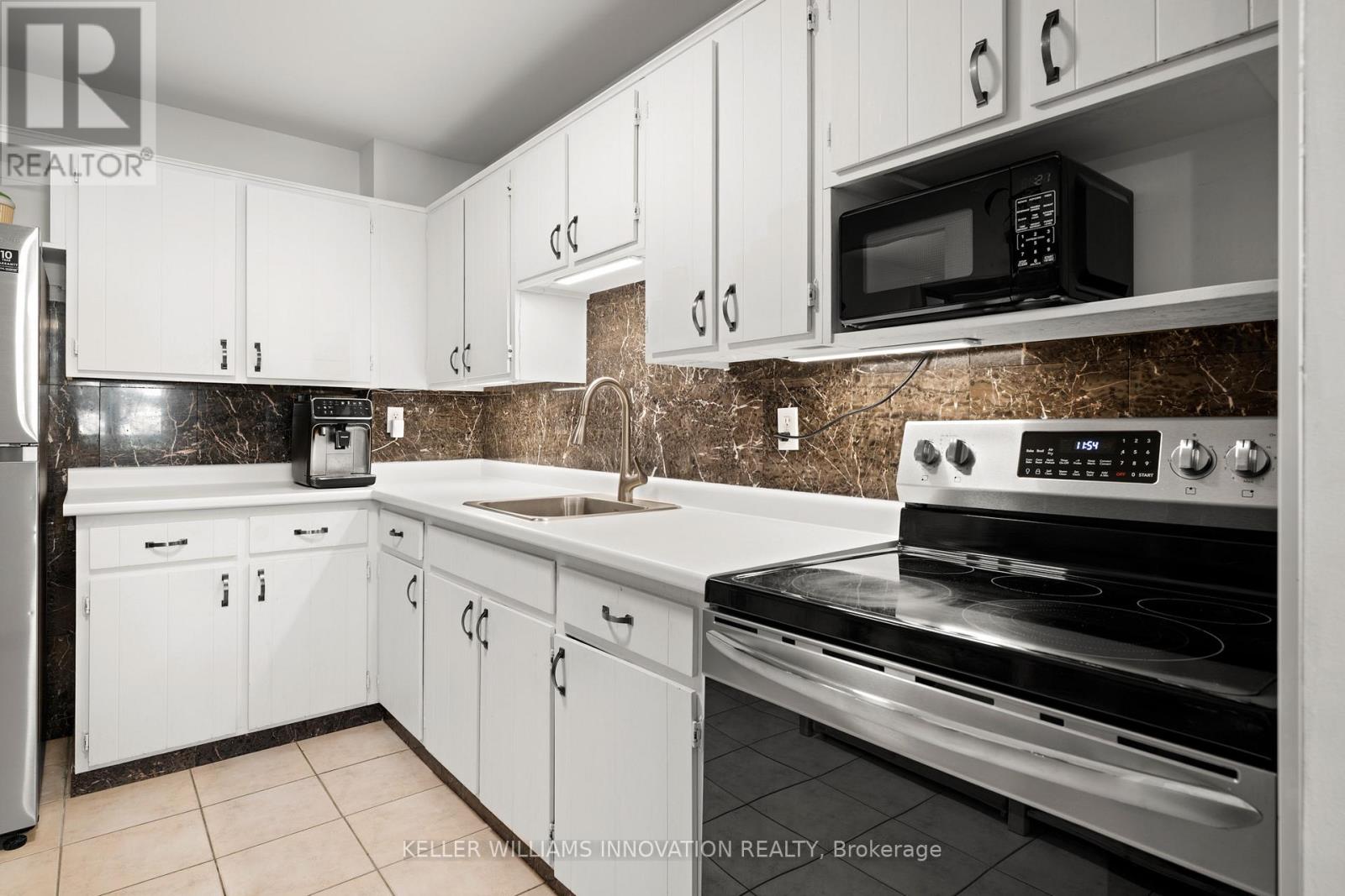 #203 279 CHANDLER DRIVE - 13