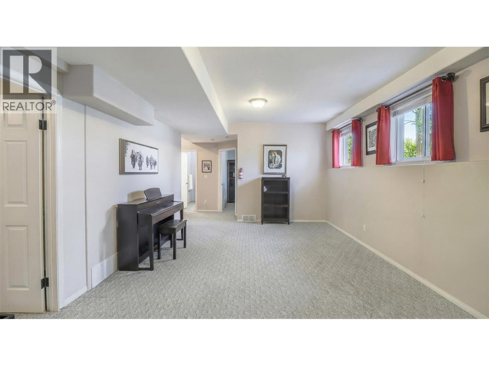 1715 15TH Avenue S, Cranbrook