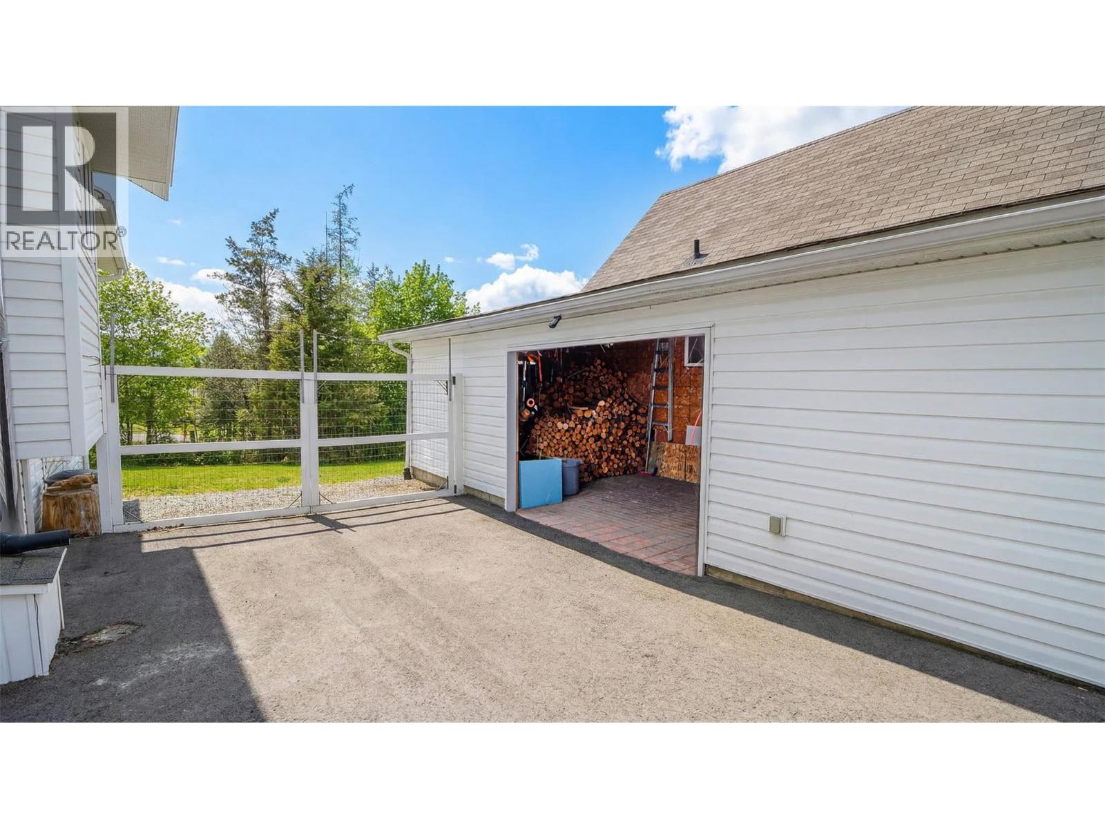 1715 15TH Avenue S, Cranbrook