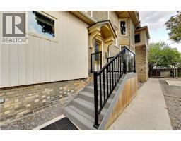 122 Forsyth Street Unit# East #1, Sarnia, ON N7T6C3 Photo 7