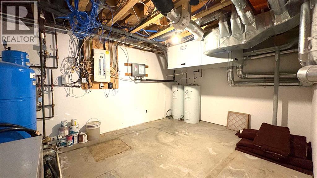 
          6 Cedar Crescent
            <br/>
            <span>Wainwright</span>
            , 
            <span>AB</span>
             <span>T9W1T2</span>
         - Photo 32