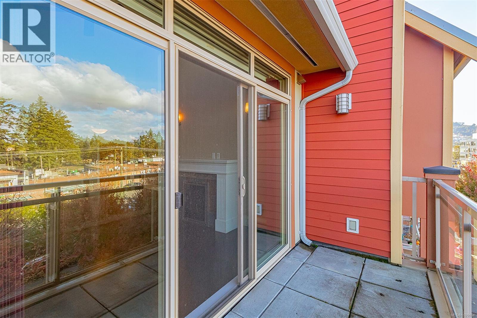 402 755 Goldstream Avenue, Langford