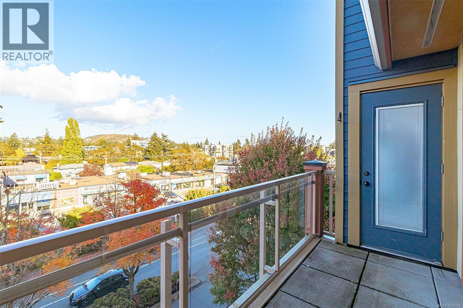 #402 755 Goldstream Ave - 42