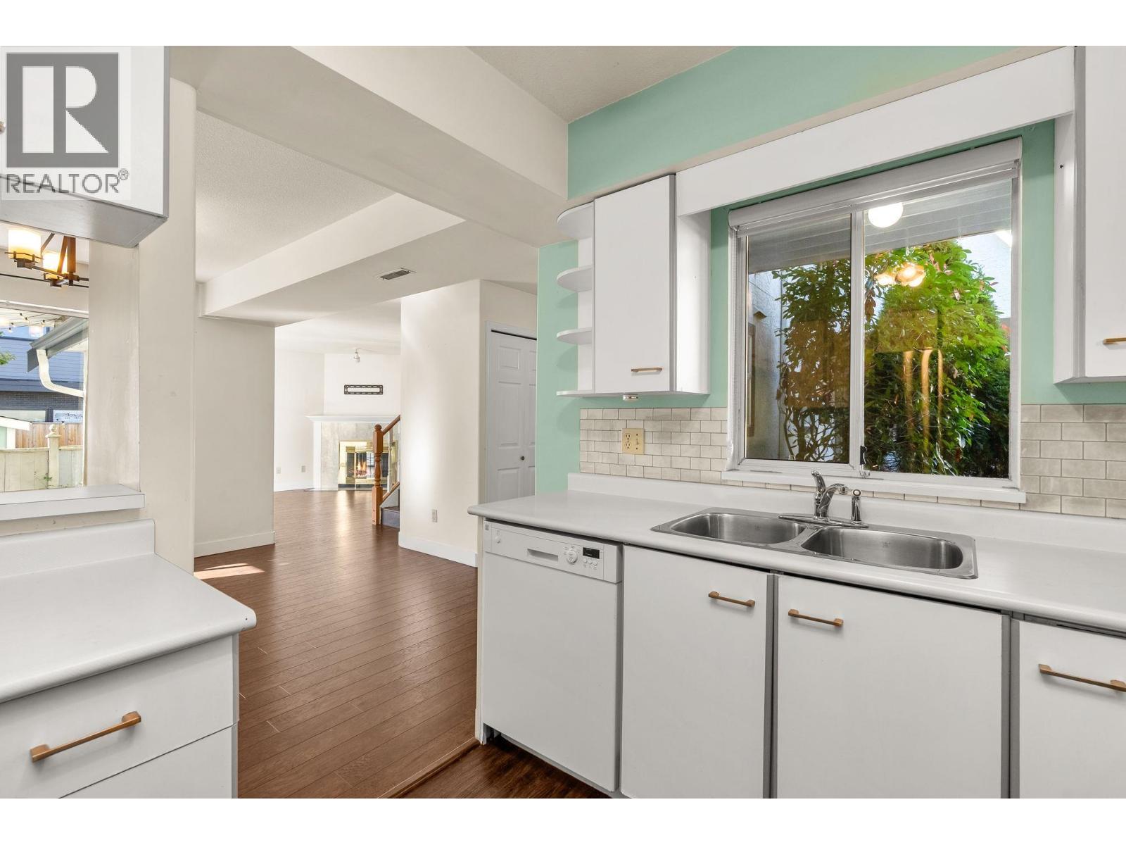 #5-4890 48 Avenue, Ladner