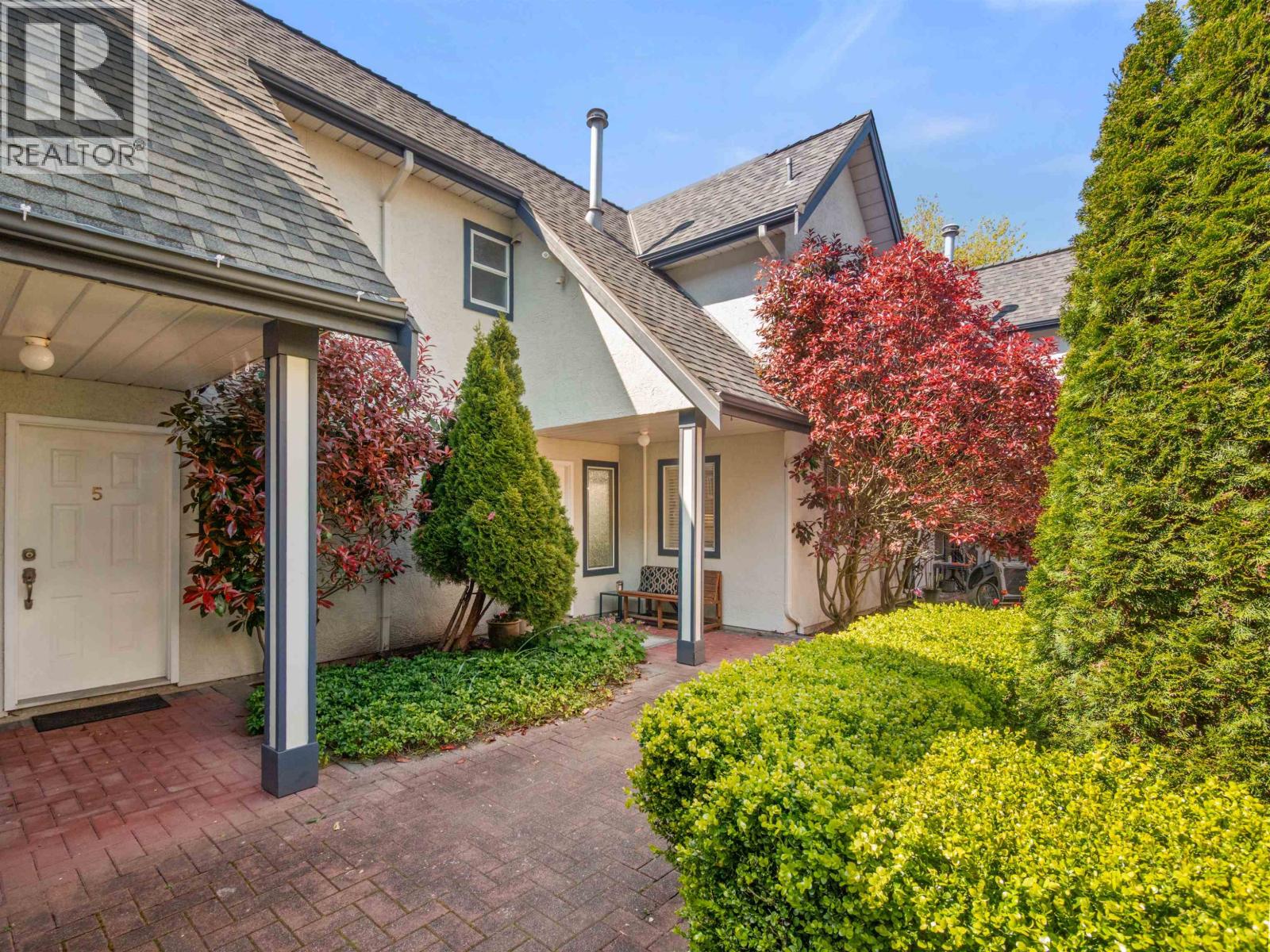 #5-4890 48 Avenue, Ladner