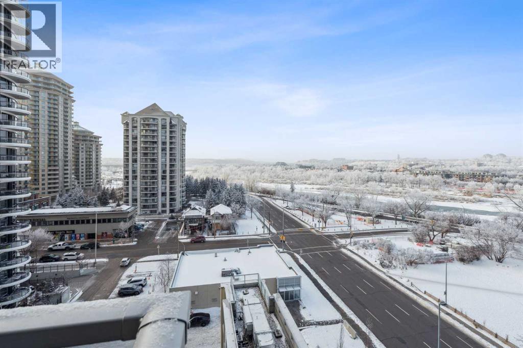 Single Family House for Sale in    Avenue SW Downtown West End Calgary 