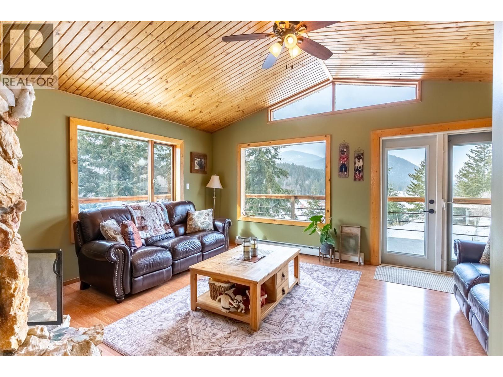 2865 HALE-VINNIE Road, Kamloops