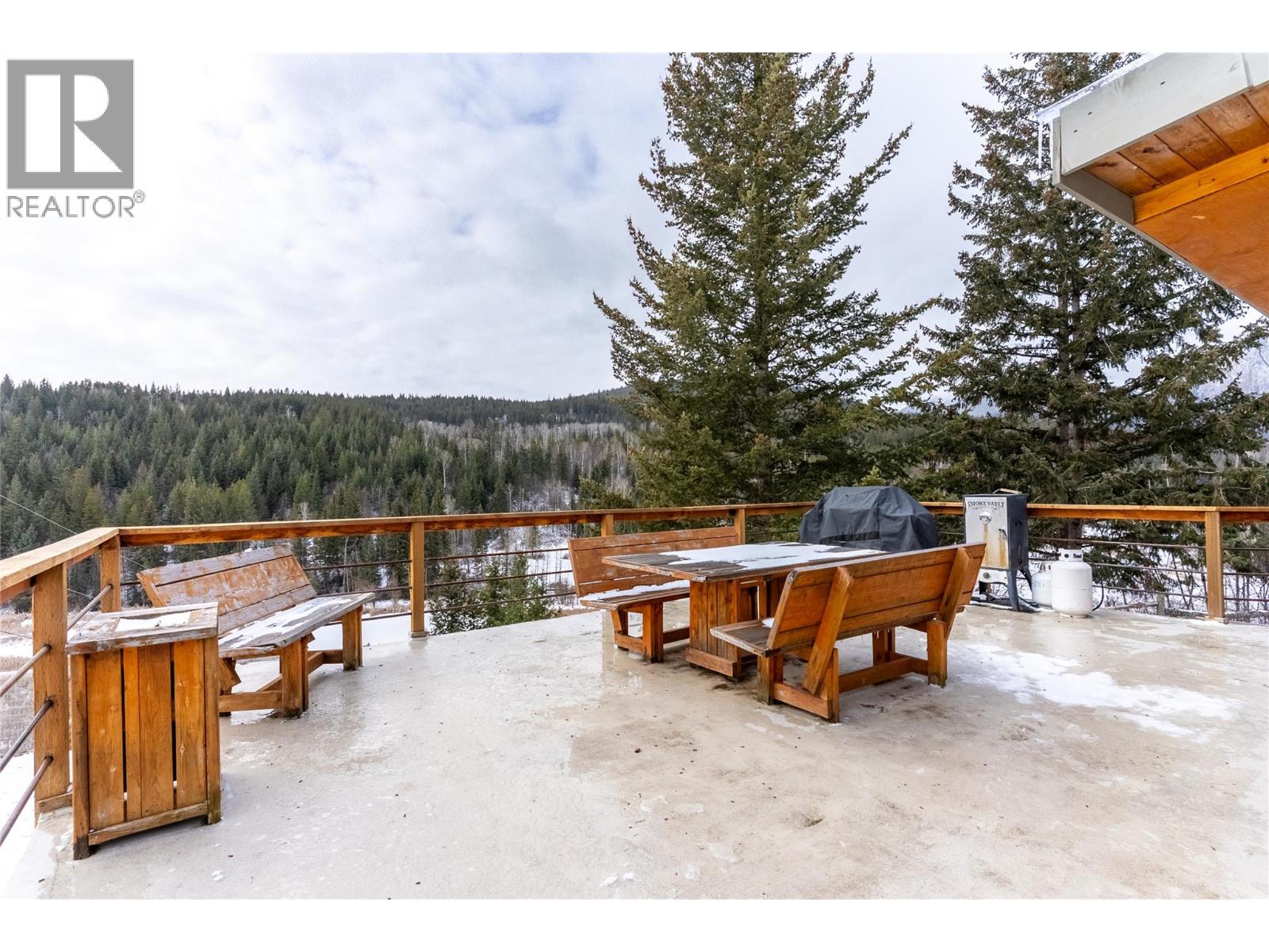 2865 HALE-VINNIE Road, Kamloops