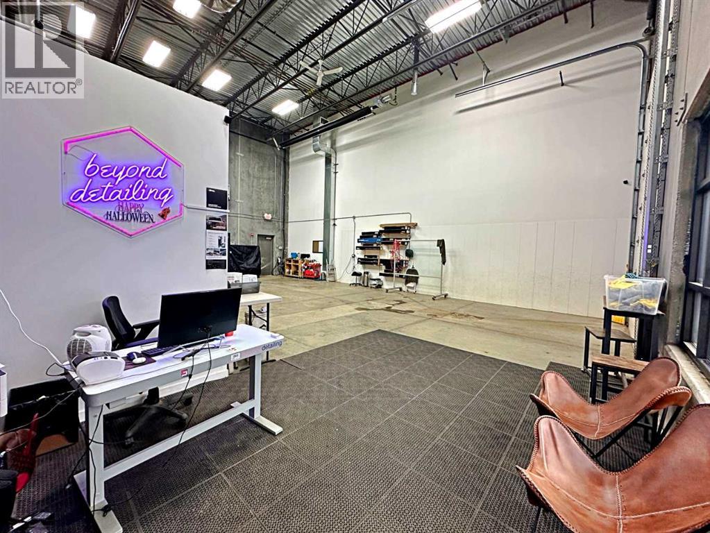 400 MacKenzie Boulevard, Fort McMurray