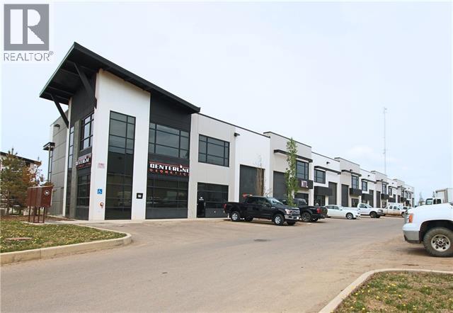 400 MacKenzie Boulevard, Fort McMurray