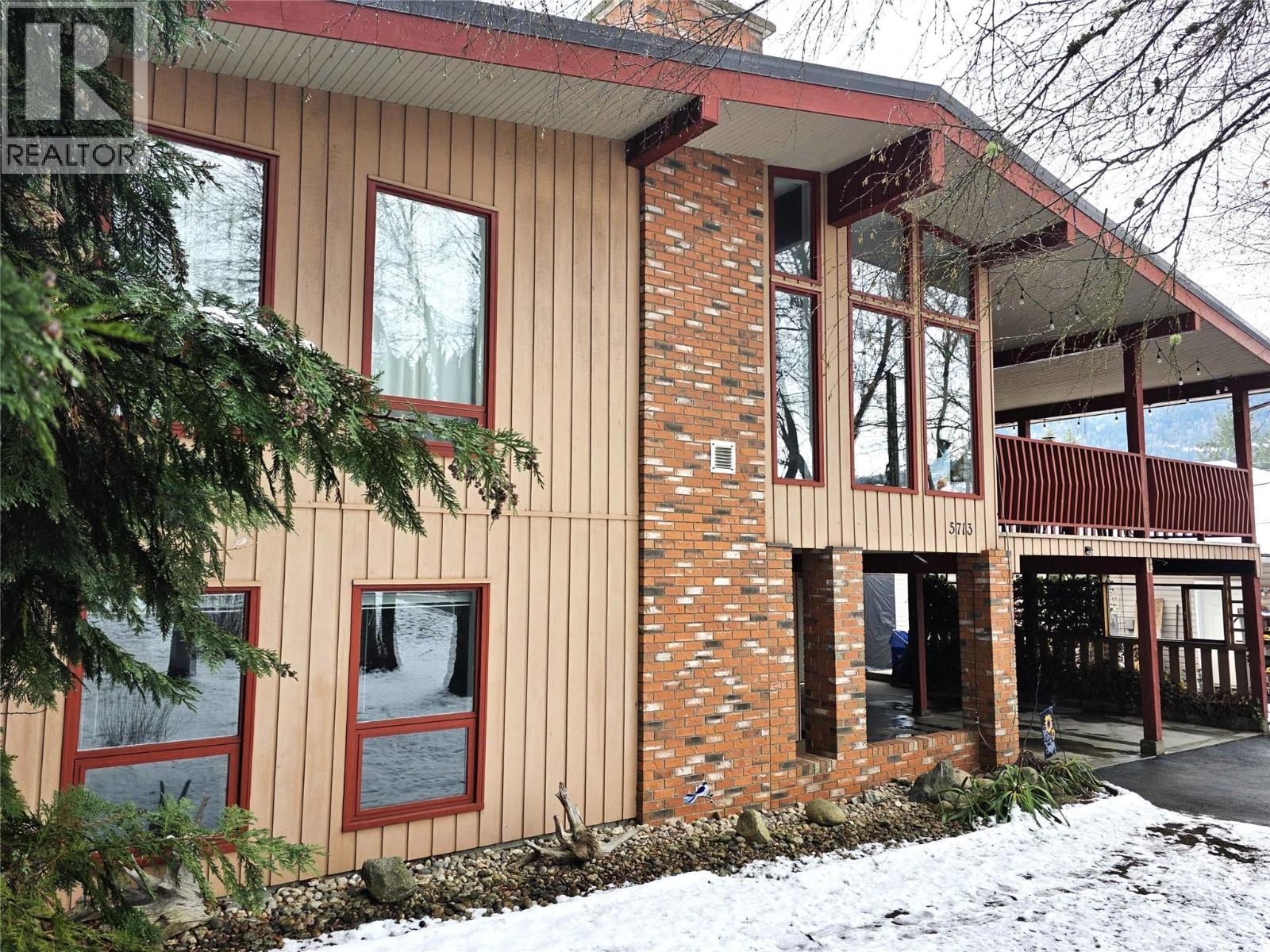 5713 Woodland Drive, Nelson