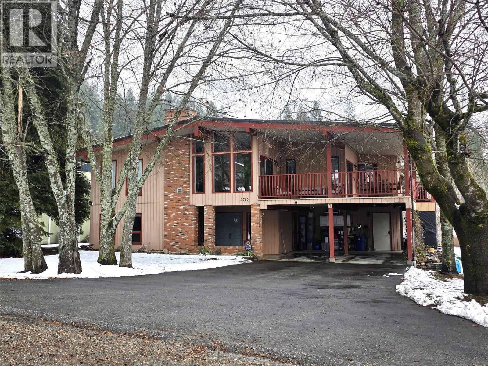 5713 Woodland Drive, Nelson