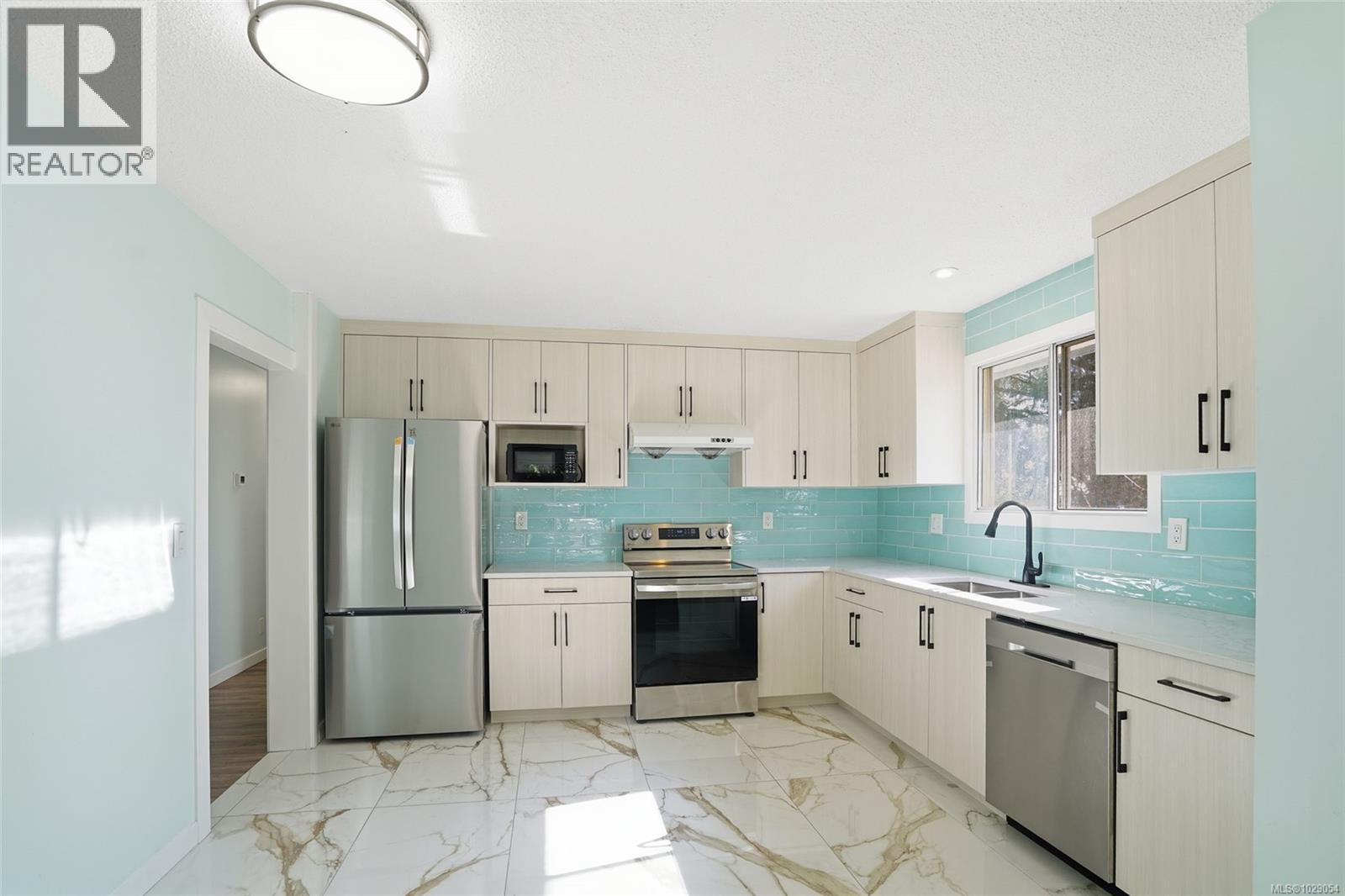 3528 HAMMOND BAY RD - 26