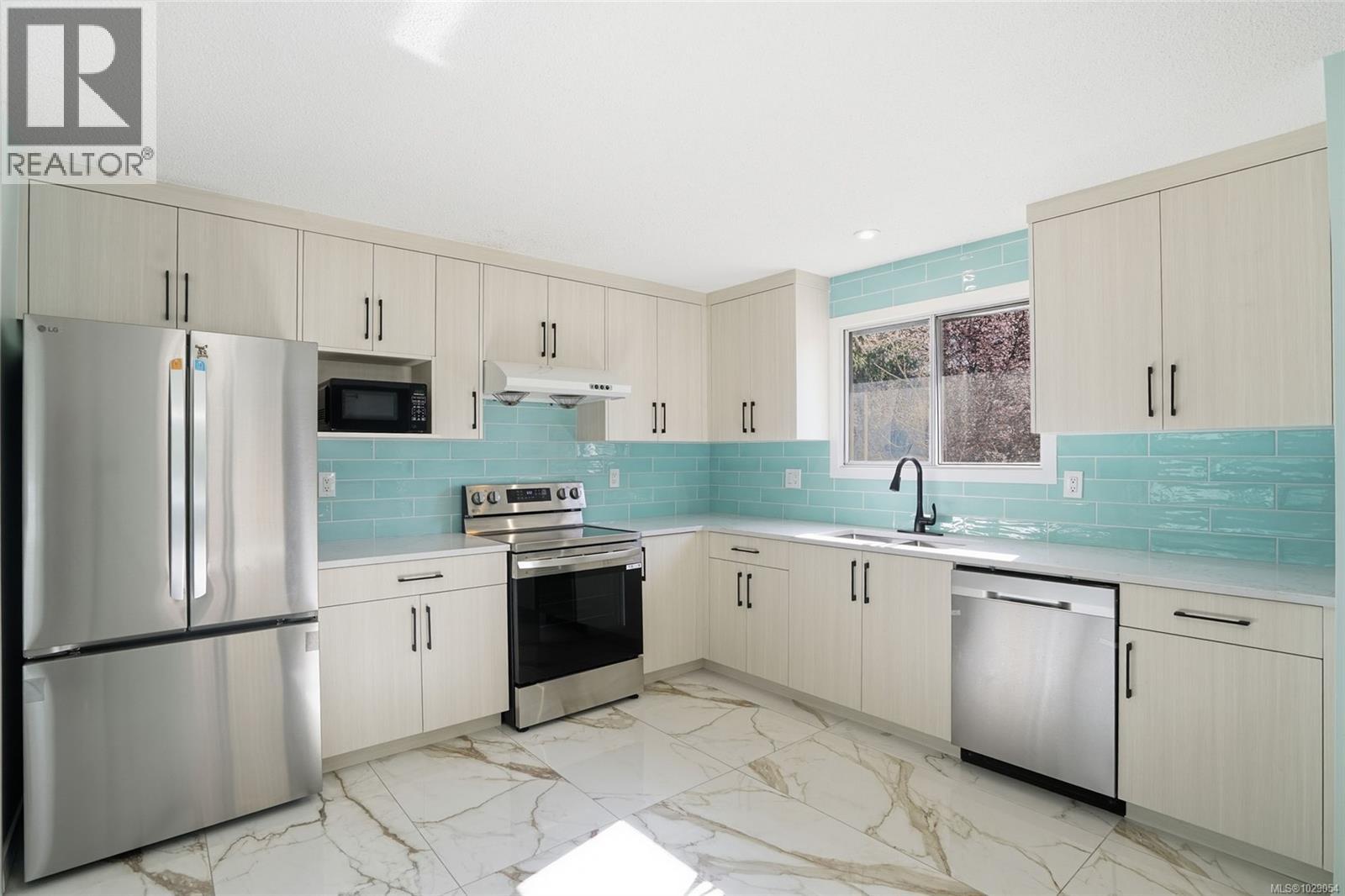 3528 HAMMOND BAY RD - 27