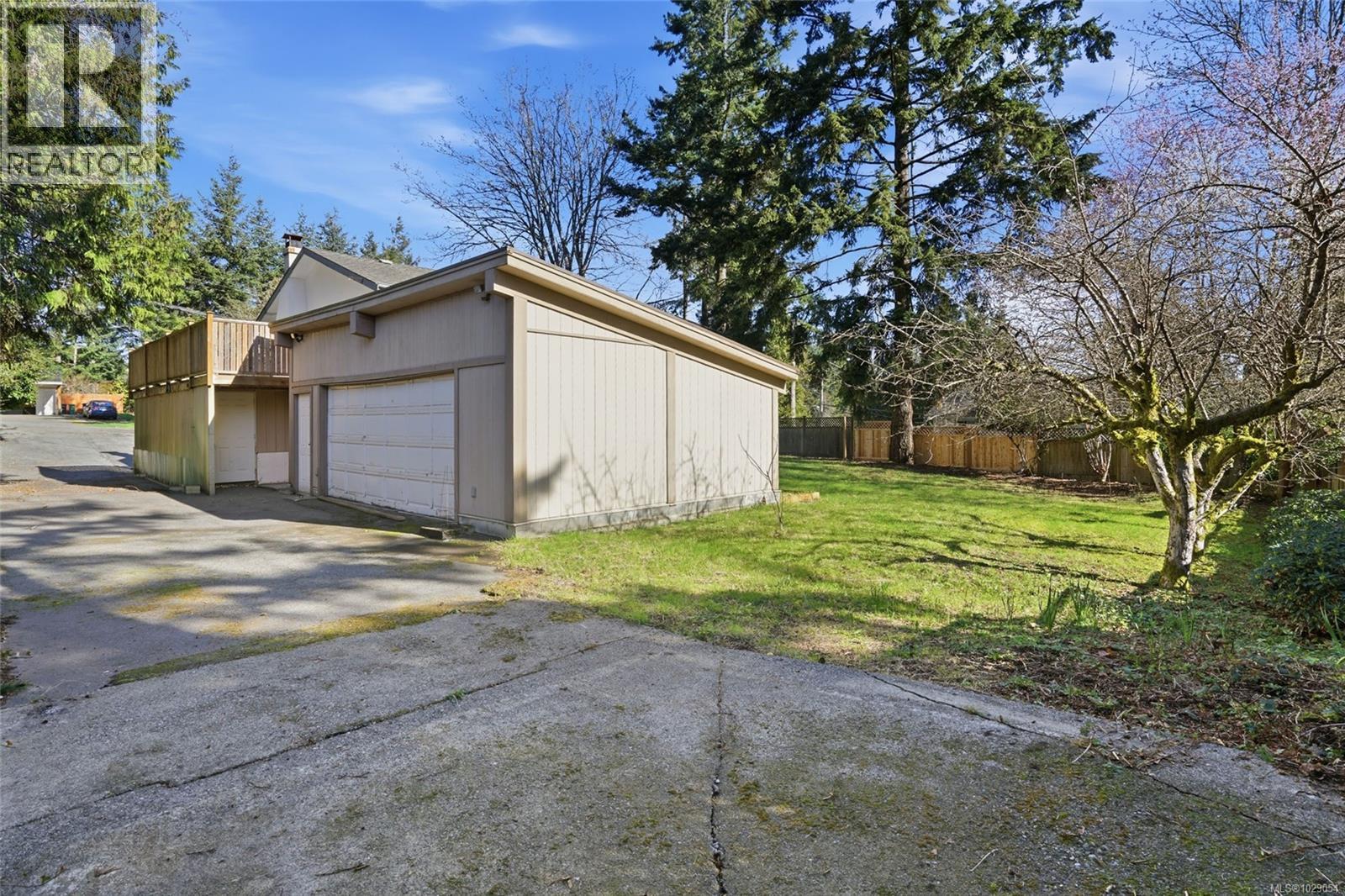 3528 HAMMOND BAY RD - 8