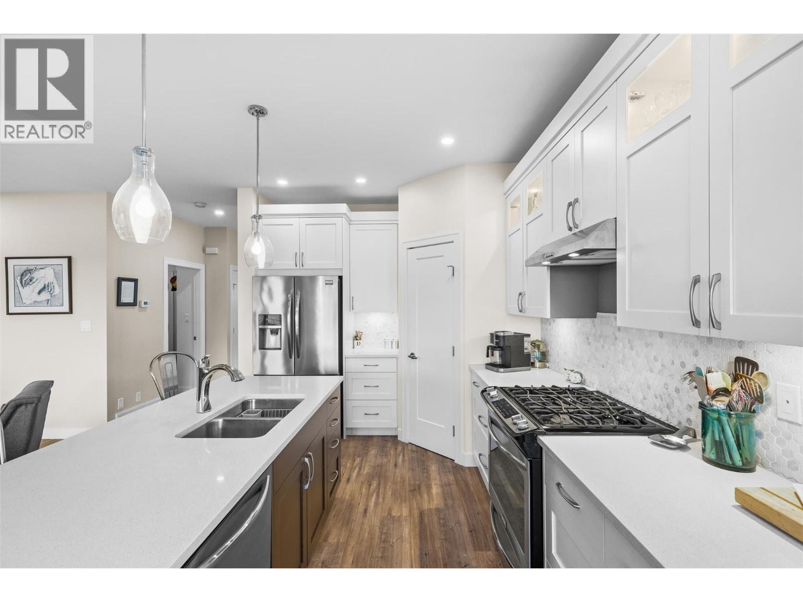 #109 641 SHUSWAP Road E - 8
