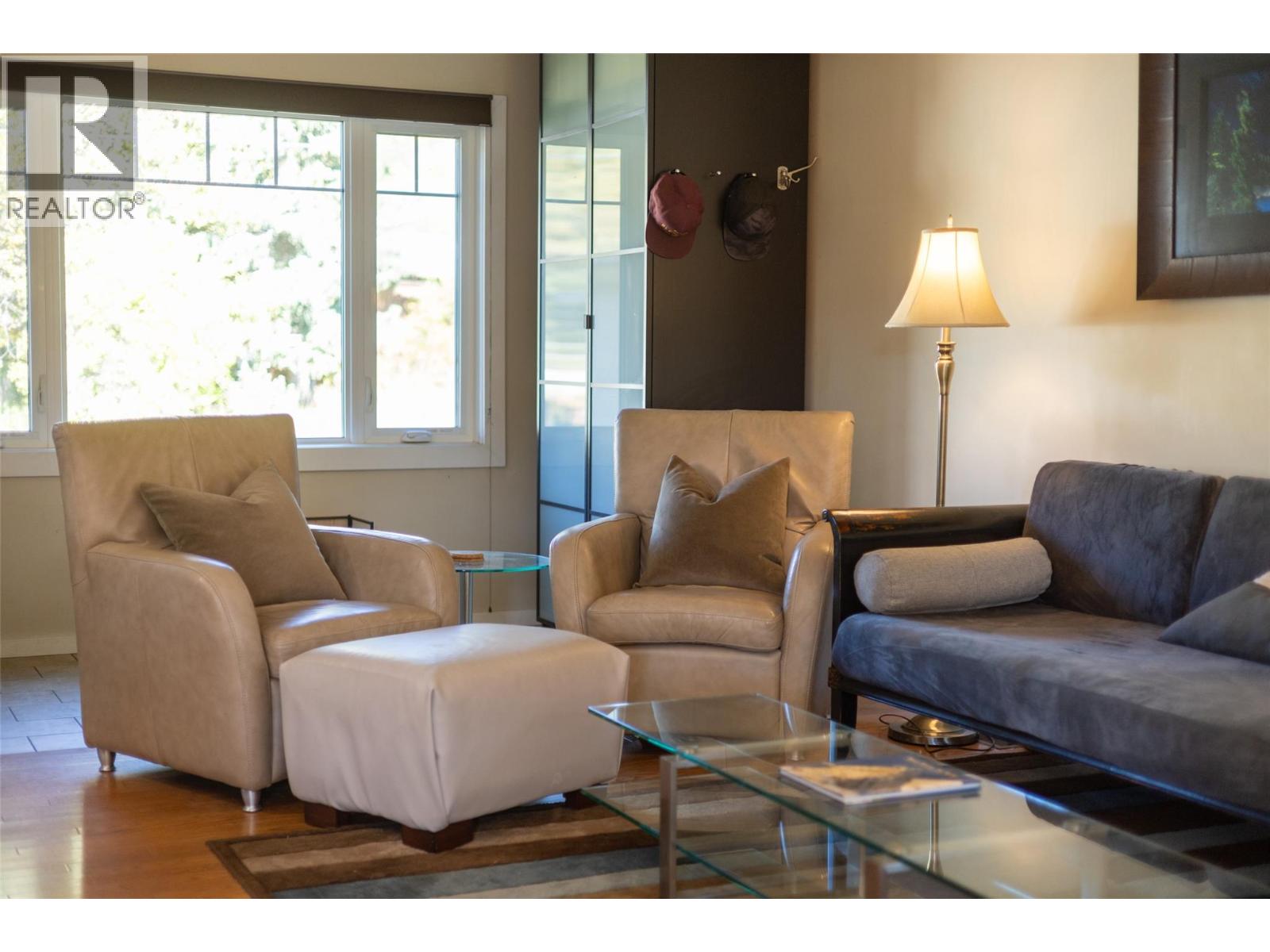 862 11th Avenue, Fernie